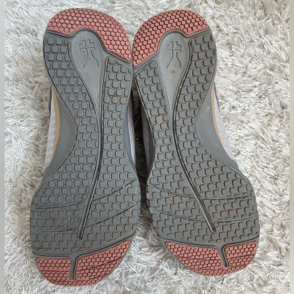 KURU Quantum Gray Pink Sneakers - Picture 7 of 9